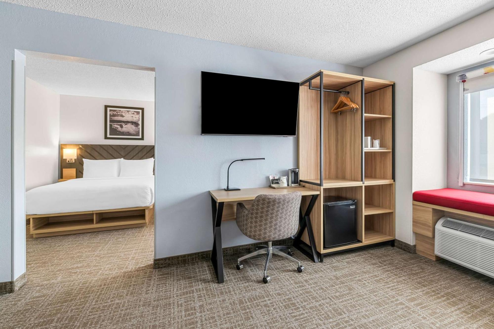 Best Western Buffalo Inn & Suites Exteriér fotografie